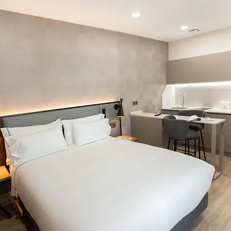 Prisma Suites Salamanca Exterior photo