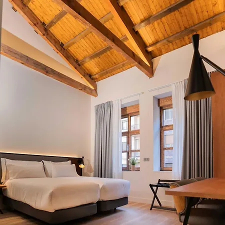 Prisma Suites Salamanca Exterior photo